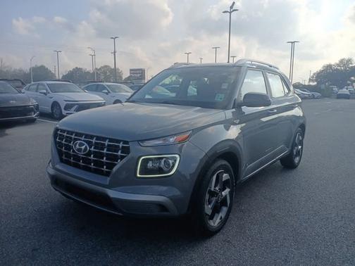 2023 Hyundai VENUE Limited