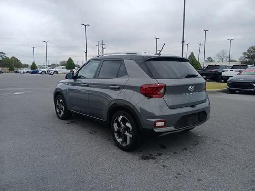 2023 Hyundai VENUE Limited