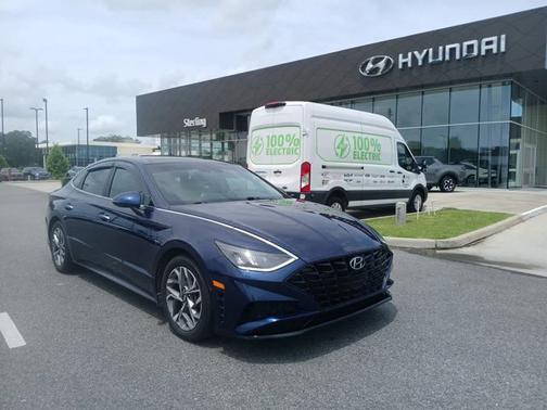 2022 Hyundai SONATA SEL