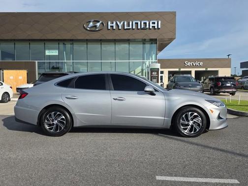 2023 Hyundai SONATA Hybrid Blue