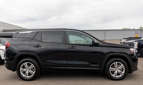 Ebony Twilight Metallic 2024 GMC Terrain SLE