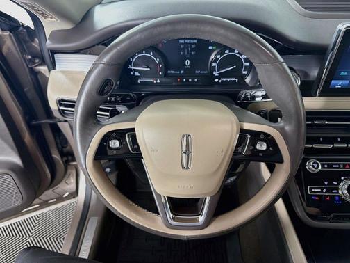 Iced Mocha 2021 Lincoln Corsair Standard