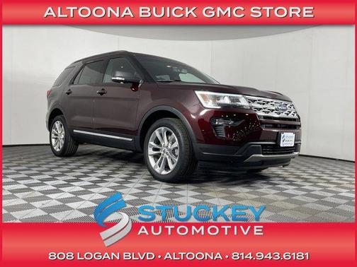 Photo 1 of 21 of 2019 Ford Explorer XLT