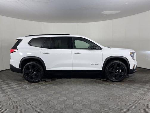 2026 GMC Acadia Elevation AWD