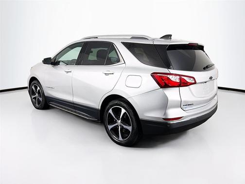Silver Ice Metallic 2020 Chevrolet Equinox 1LT