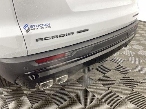 2026 GMC Acadia Elevation AWD