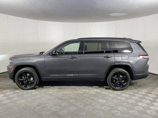 2022 Jeep Grand Cherokee L Altitude