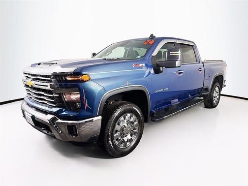 Lakeshore Blue Metallic 2024 Chevrolet Silverado 3500 LT