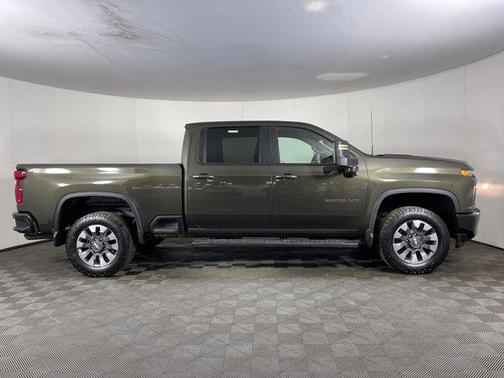 2022 Chevrolet Silverado 2500 Custom