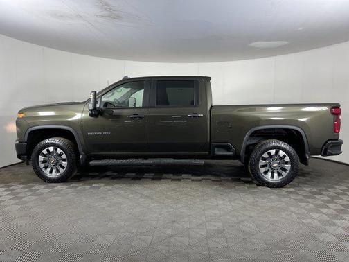 2022 Chevrolet Silverado 2500 Custom