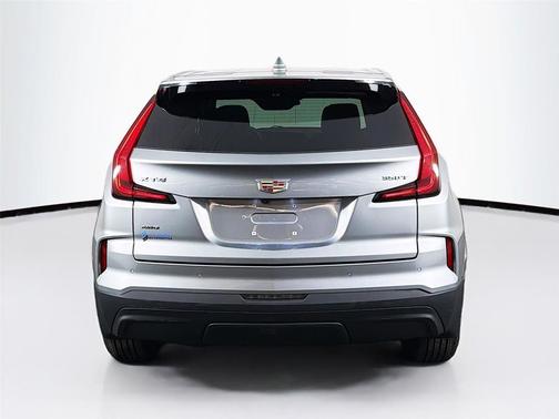 2024 Cadillac XT4 Luxury