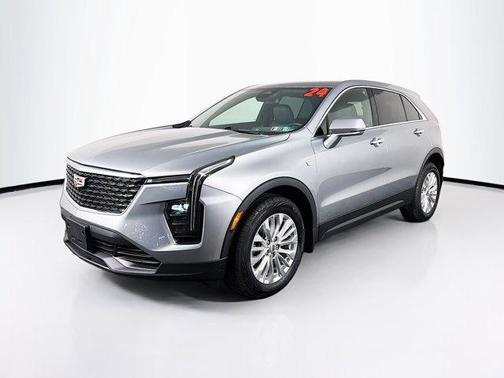 Argent Silver Metallic 2024 Cadillac XT4 Luxury