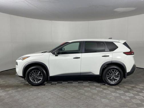 2022 Nissan Rogue S