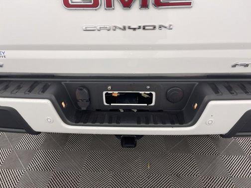 2022 GMC Canyon Base