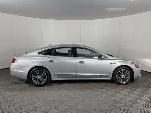 2017 Buick LaCrosse Essence
