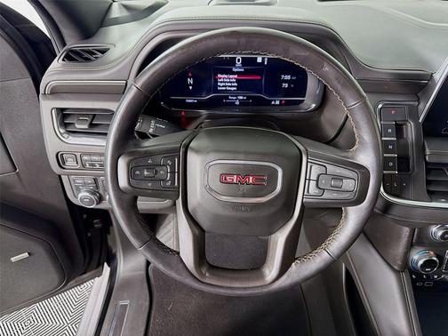 Onyx Black 2022 GMC Yukon 4WD AT4