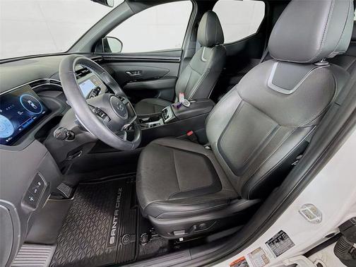 Atlas White 2023 Hyundai SANTA CRUZ Limited