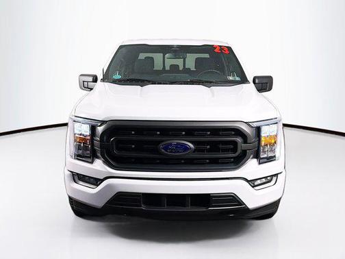 Oxford White 2023 Ford F-150 XLT