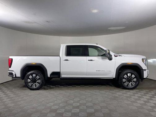 2025 GMC Sierra 2500 Denali