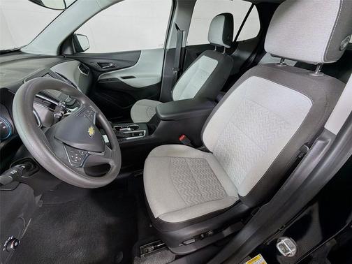 Mosaic Black Metallic 2024 Chevrolet Equinox LS