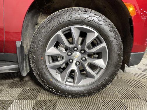 2022 Chevrolet Suburban LT