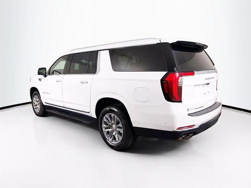 Summit White 2025 GMC Yukon XL Denali