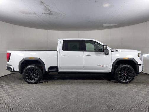 2026 GMC Sierra 2500 AT4