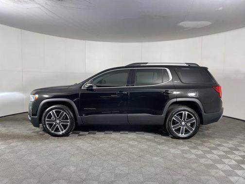 2022 GMC Acadia AWD SLT