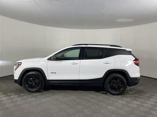 2023 GMC Terrain AWD AT4