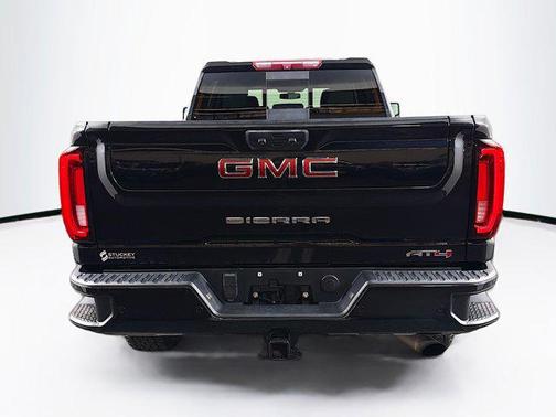 2022 GMC Sierra 2500 AT4
