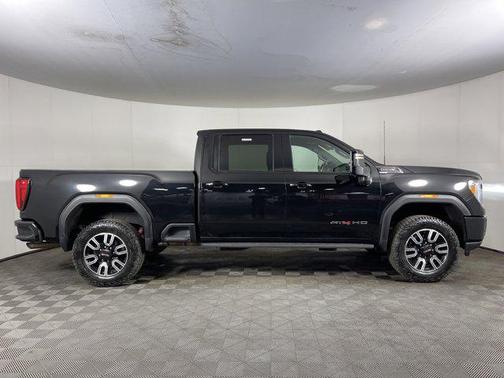 2022 GMC Sierra 2500 AT4