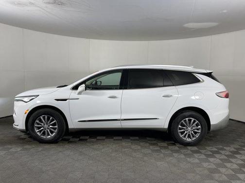 2024 Buick Enclave Essence AWD