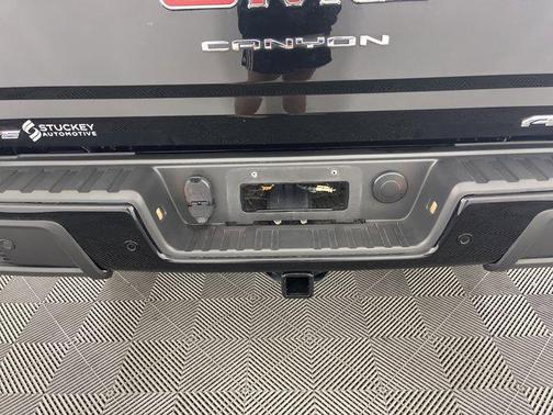 2022 GMC Canyon AT4