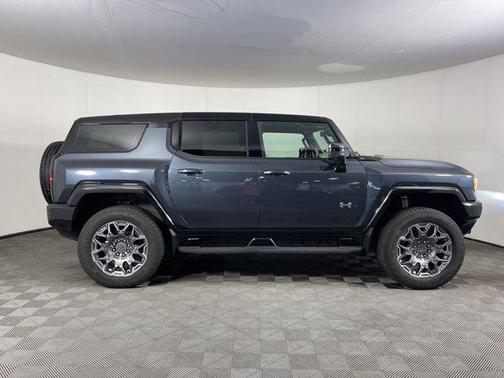 2025 GMC HUMMER EV SUV 3X