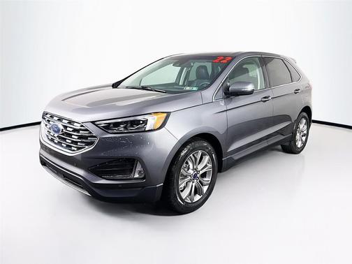 Carbonized Gray Metallic 2022 Ford Edge Titanium