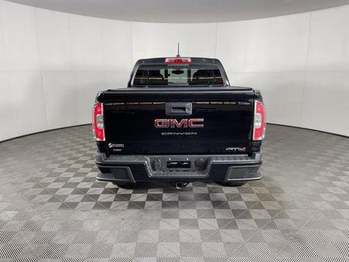 2022 GMC Canyon AT4
