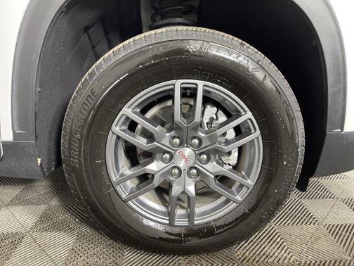 2025 GMC Acadia AWD Elevation