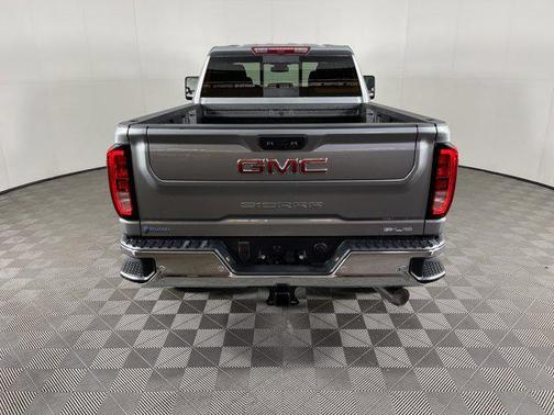 2026 GMC Sierra 2500 SLE