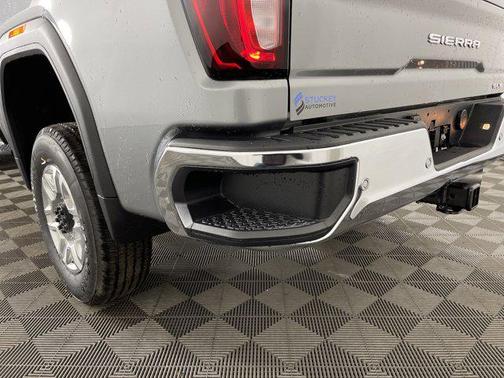 2026 GMC Sierra 2500 SLE