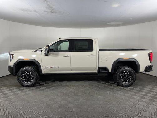 2026 GMC Sierra 2500 AT4