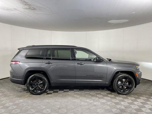 2021 Jeep Grand Cherokee L Altitude