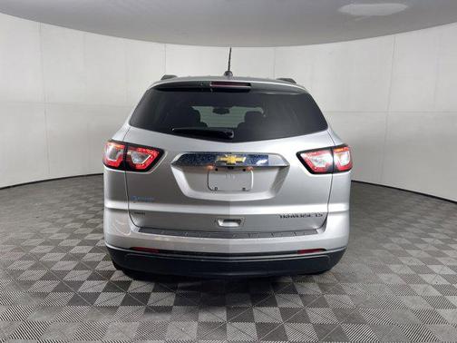 2016 Chevrolet Traverse LS