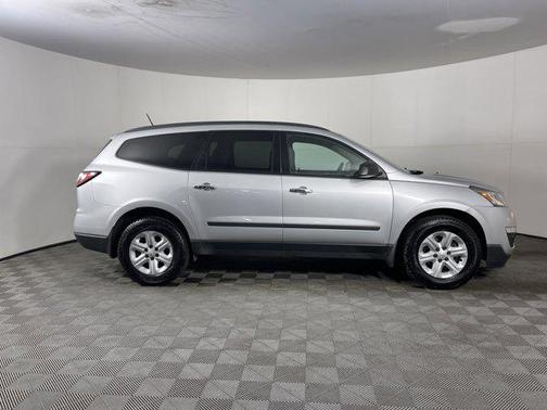 2016 Chevrolet Traverse LS