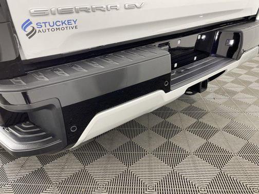 2025 GMC Sierra EV Max Range Denali