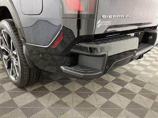 2025 GMC Sierra EV Extended Range Denali