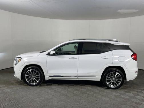 2022 GMC Terrain Denali