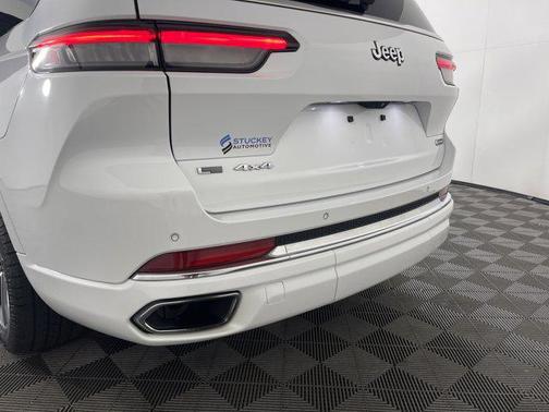 2022 Jeep Grand Cherokee L Overland