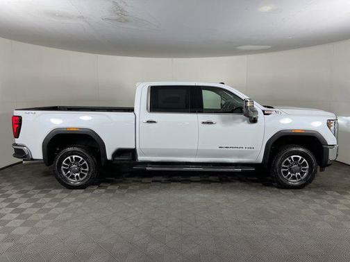 2026 GMC Sierra 2500 SLT