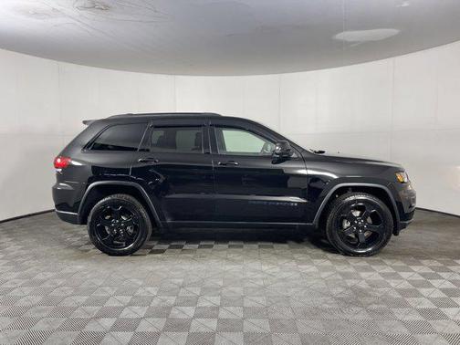 2019 Jeep Grand Cherokee Upland