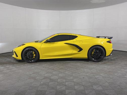 2025 Chevrolet Corvette Stingray w/2LT